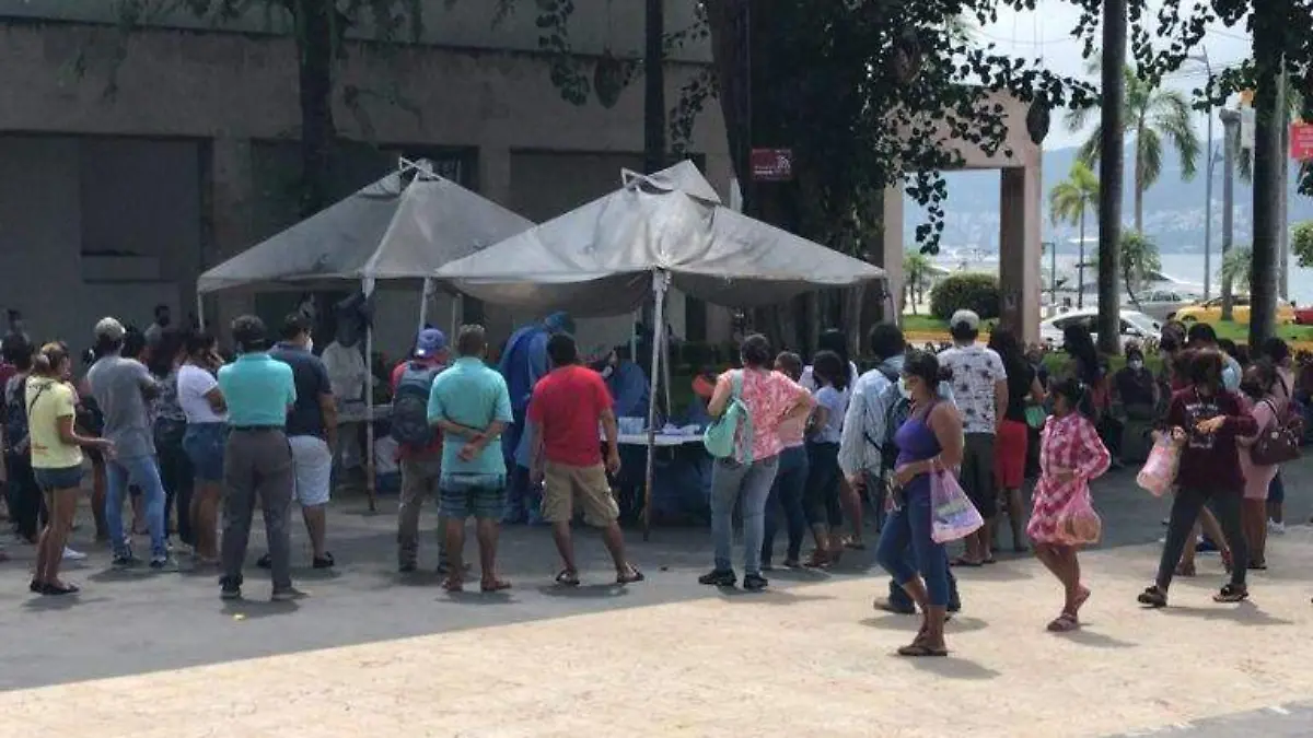 Fila Casos Covid Acapulco Guerrero contagios